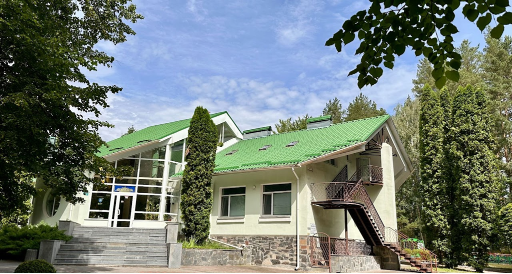 Центральний вхід